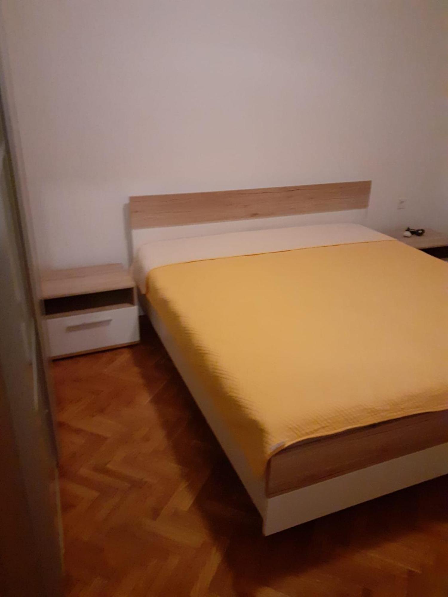 Apartman Mirjana Appartamento *